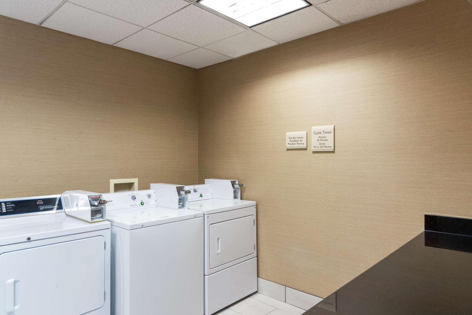 Hilton Garden Inn Indianapolis South/Greenwood Ngoại thất bức ảnh