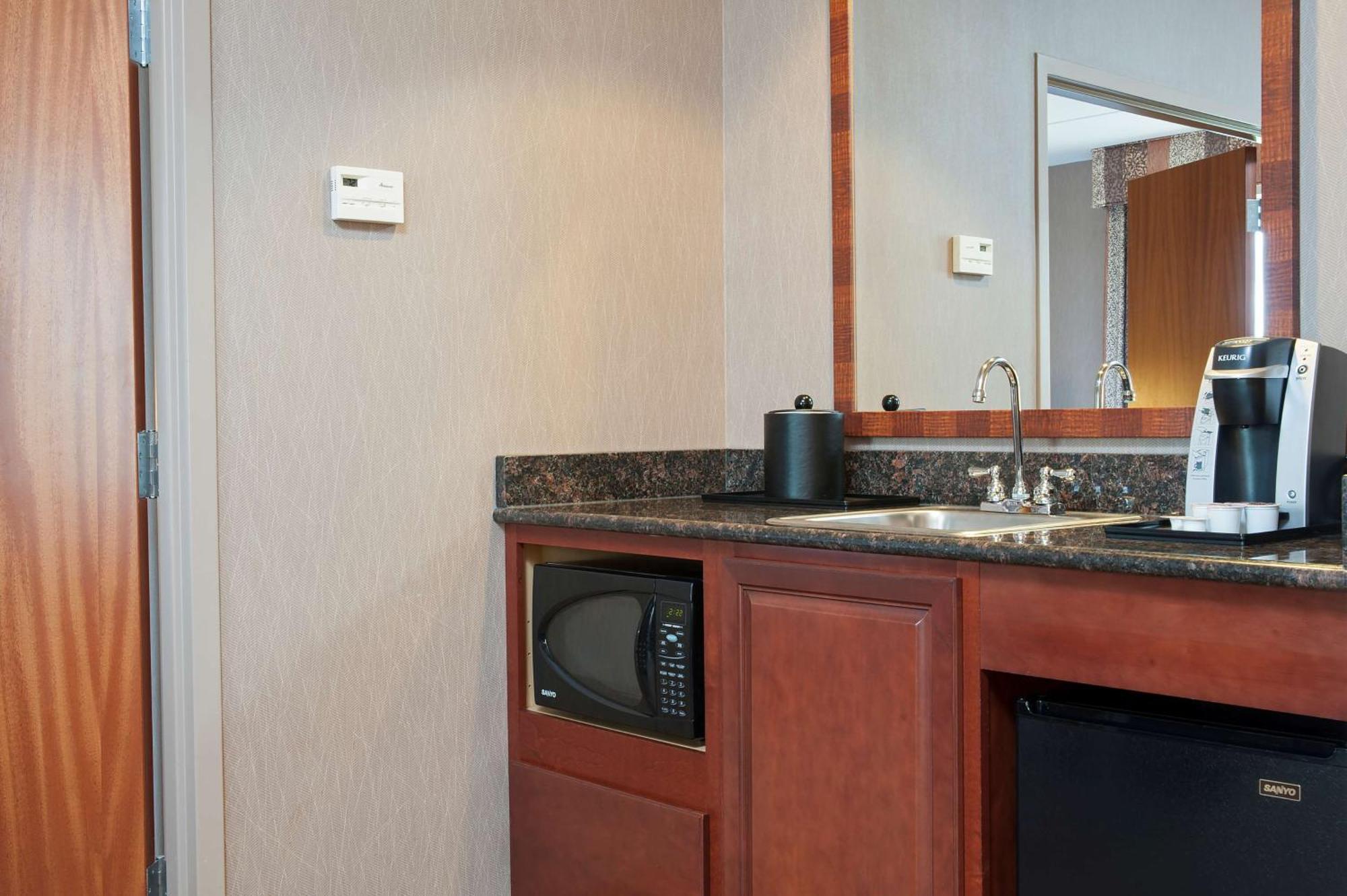 Hilton Garden Inn Indianapolis South/Greenwood Ngoại thất bức ảnh